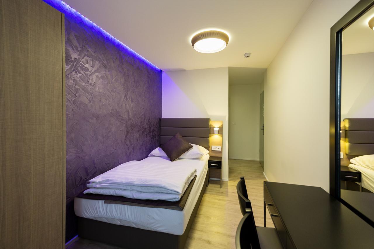 Hotel Sleep & Go Self-Check-In Zürich Rom bilde